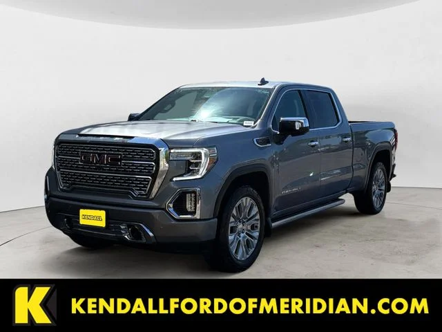 2022 GMC Sierra 4WD Crew Cab Short Box Denali's photo
