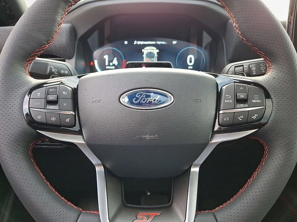 New 2026 Star White Metallic Tri-Coat Ford ST image 12