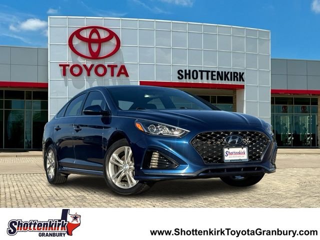 Used 2019 Blue Hyundai Sport image 1