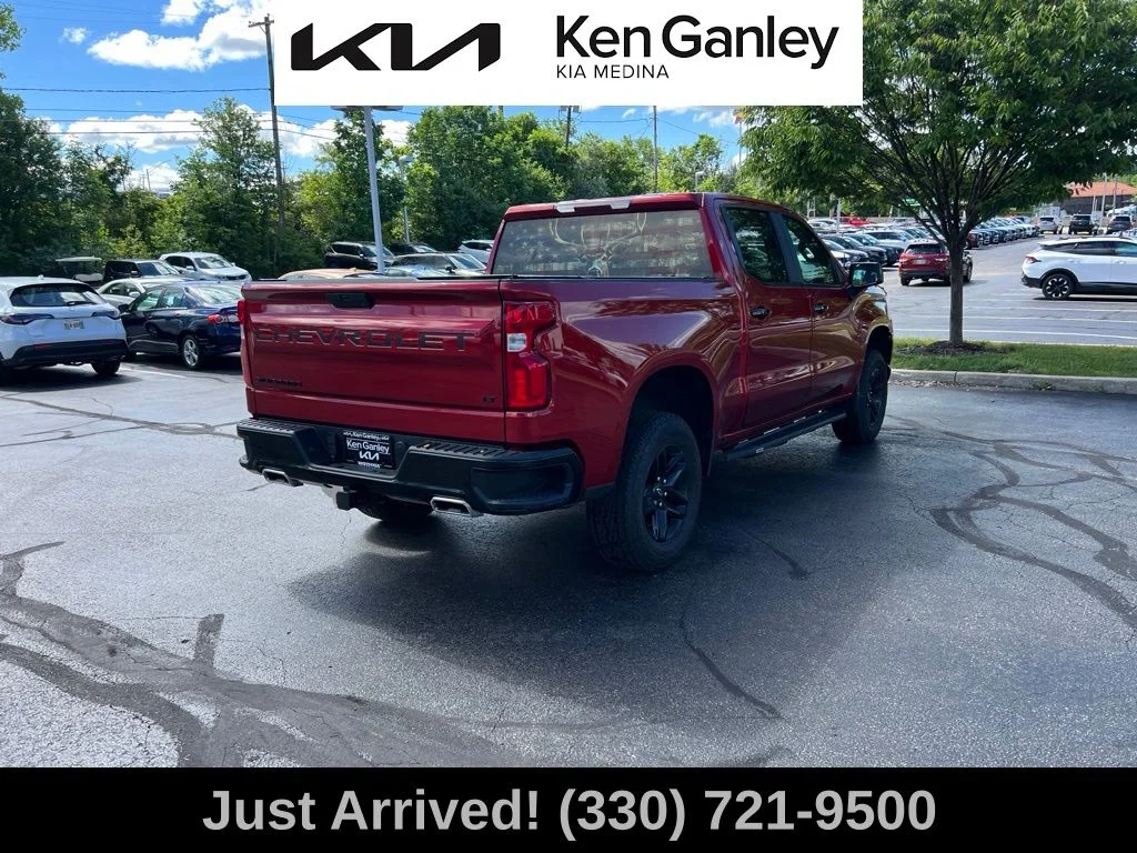 Used 2022 Red Chevrolet LT Trail Boss image 5