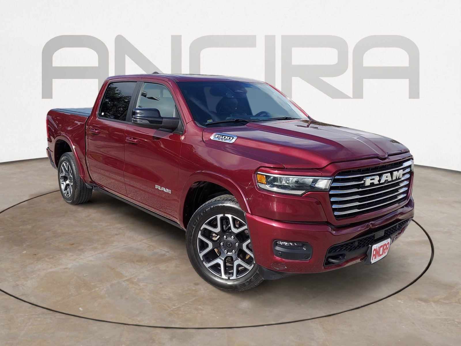 Used 2025 Delmonico Red Pearlcoat Ram Laramie image 4