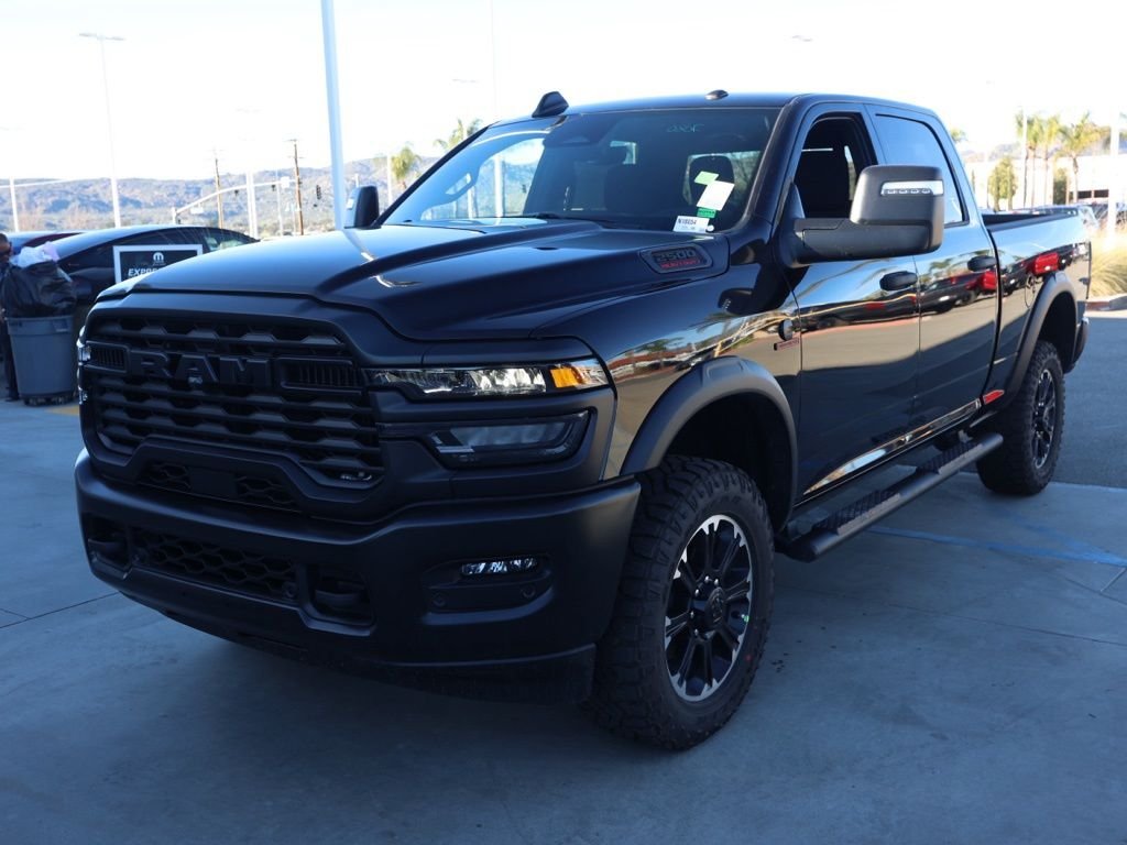 New 2026 Diamond Black Crystal Pearl-Coat Exterior Paint RAM Tradesman image 7