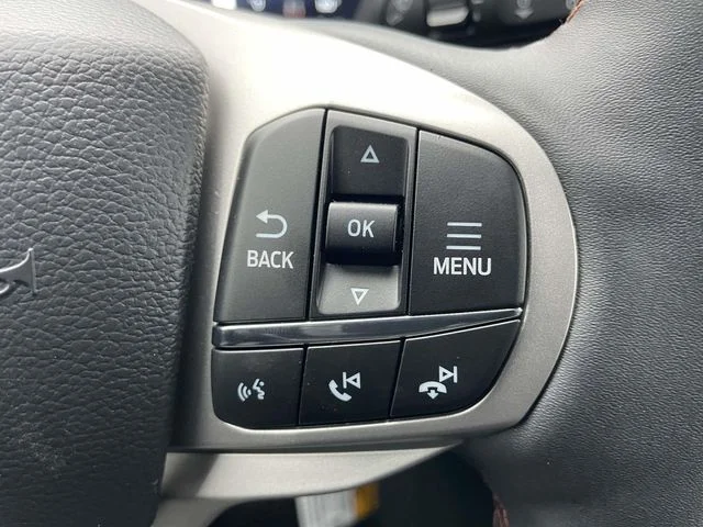 New 2026 Carbonized Gray Metallic Ford Active image 12