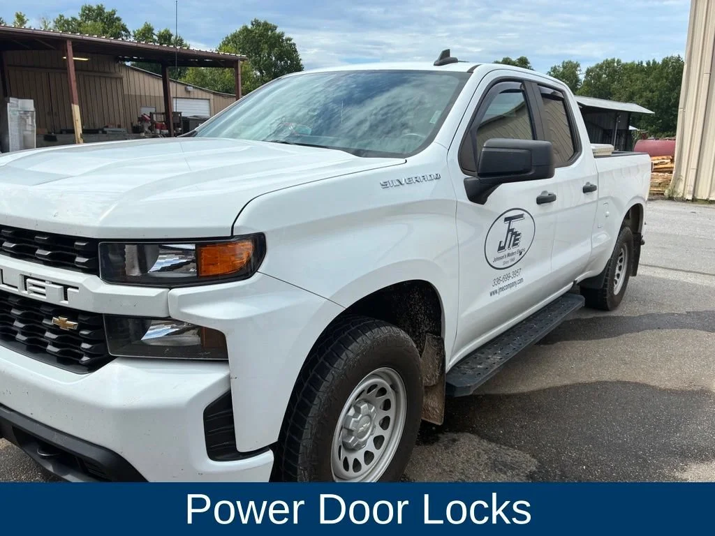 Used 2022 Summit White Chevrolet Custom image 19