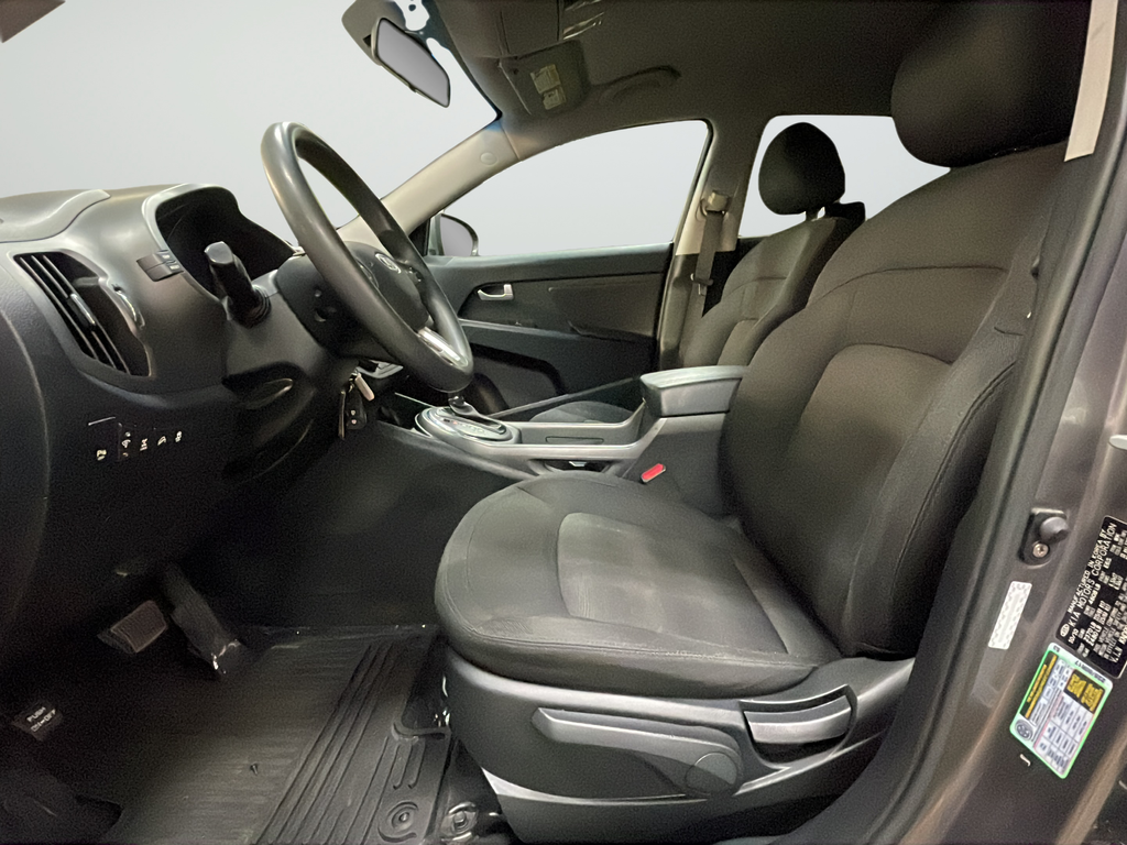 Used 2011 Silver Kia LX image 12