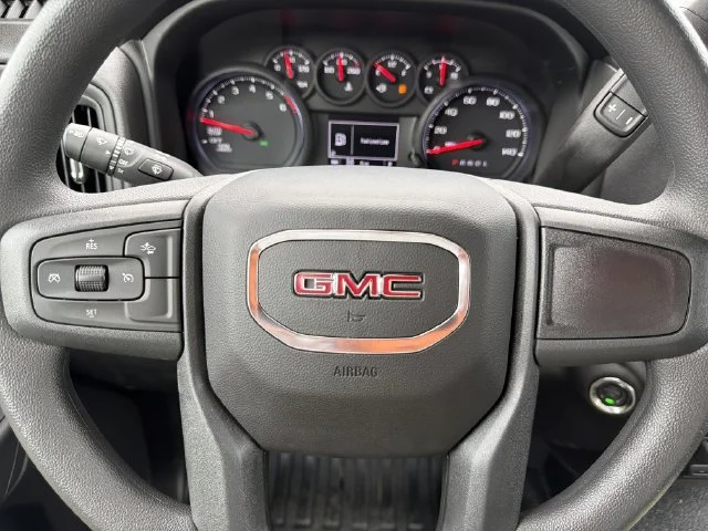New 2026 Summit White GMC Pro image 29