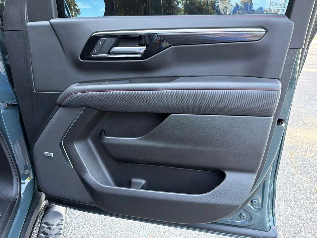 Used 2025 Gray Chevrolet RST image 14