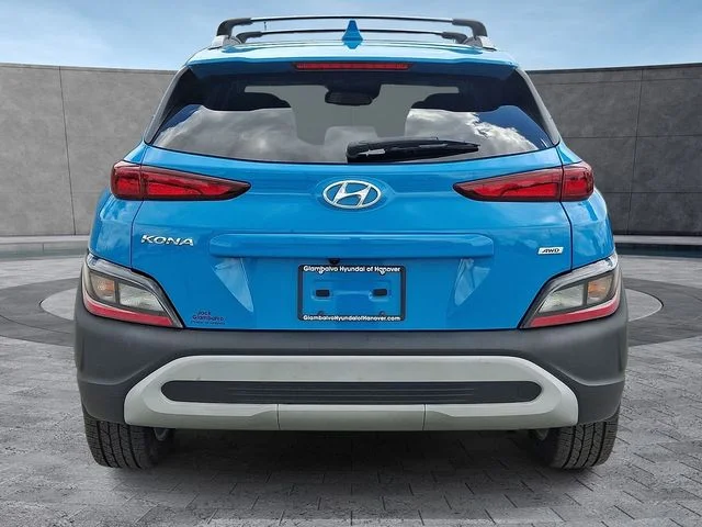 Used 2023 Green Hyundai SEL image 9