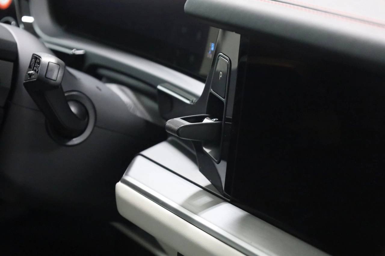 Used 2025 White Porsche GTS image 21