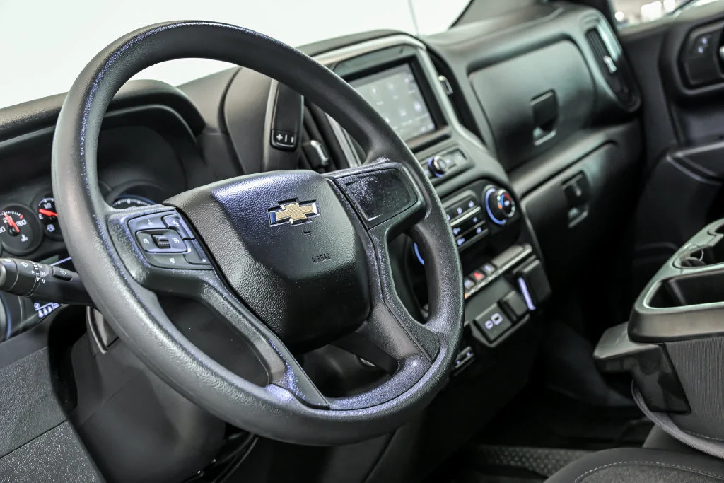 2025 Chevrolet Silverado 1500 Custom - Photo 13