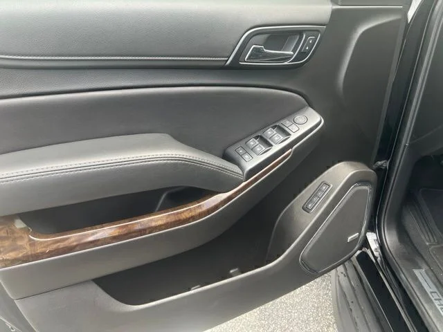 Used 2019 Black Chevrolet LT image 10