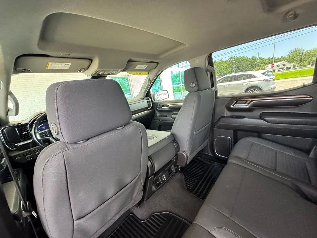 Used 2023 Black Chevrolet LT image 22