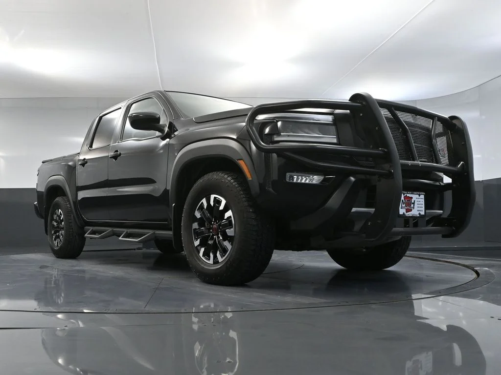 Used 2023 Black Nissan PRO-4X image 50