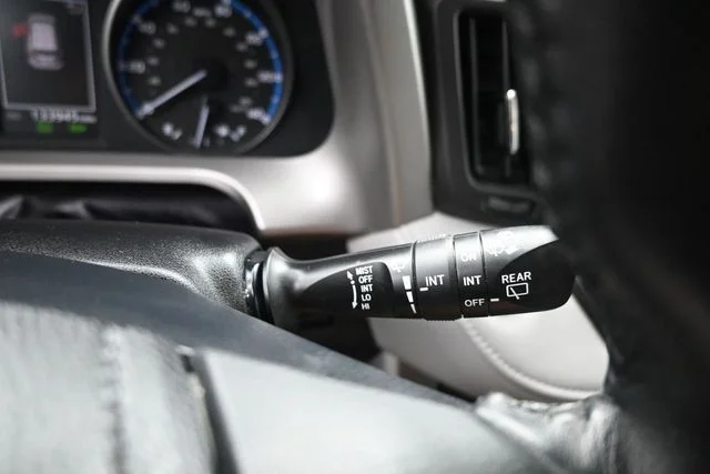 Used 2018 Gray Toyota XLE image 27