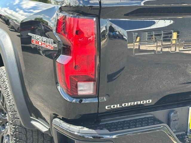 Used 2024 Black Chevrolet Trail Boss image 17