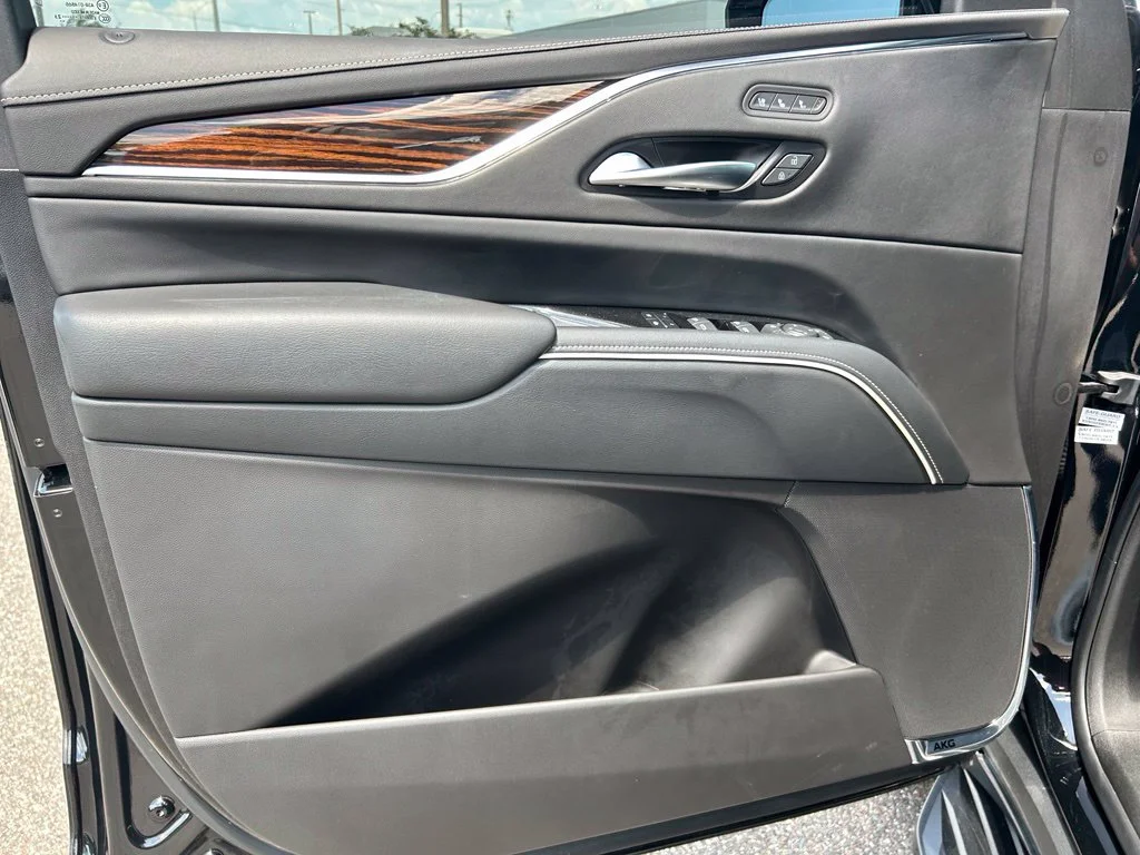 Used 2023 Black Raven Cadillac Premium Luxury image 18