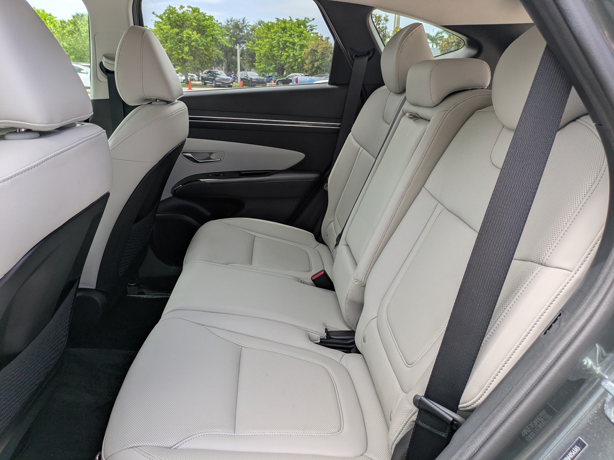 2022 Hyundai Tucson Limited - Photo 12