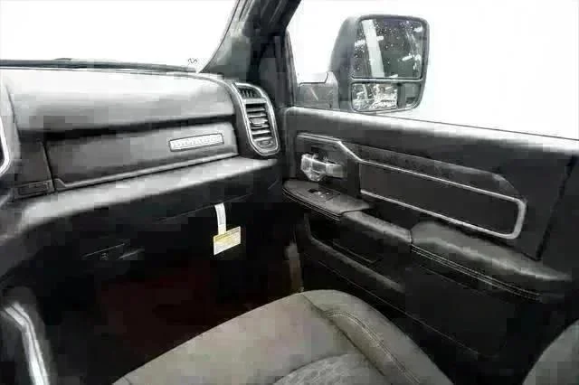 2026 RAM 2500 Big Horn - Photo 10