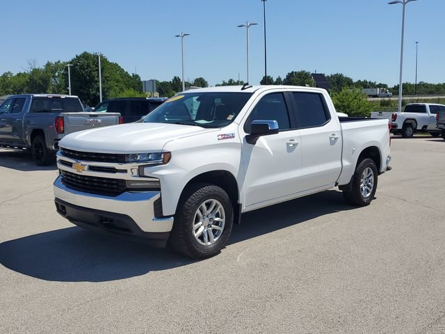 Used 2021 SUMMIT WHITE Chevrolet LT image 3