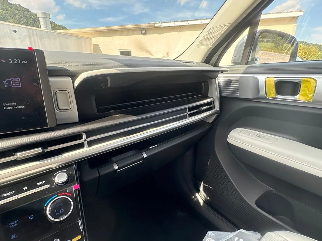 New 2027 Silver Hyundai SEL image 37