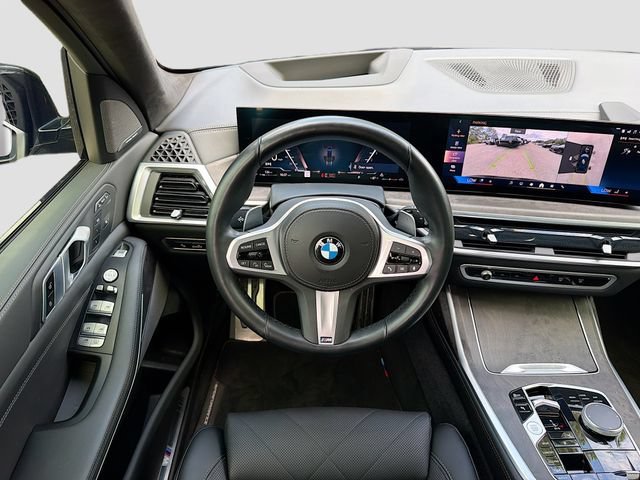 Used 2024 Black Sapphire Metallic BMW xDrive40i image 18