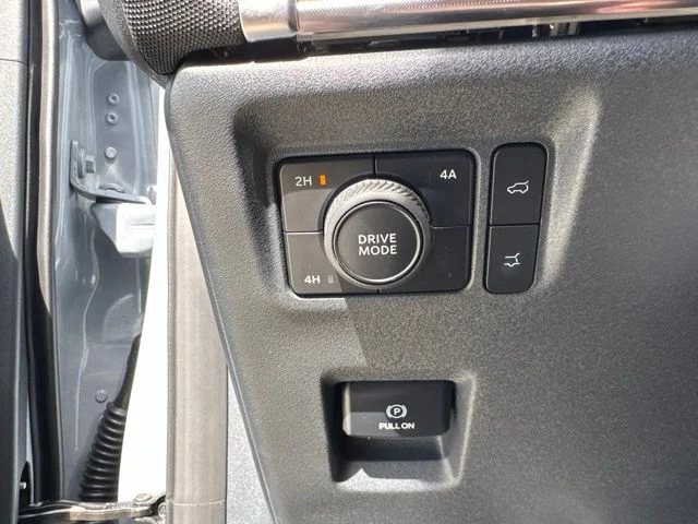 New 2027 Glacier Gray Metallic Tri-Coat Ford Platinum image 49