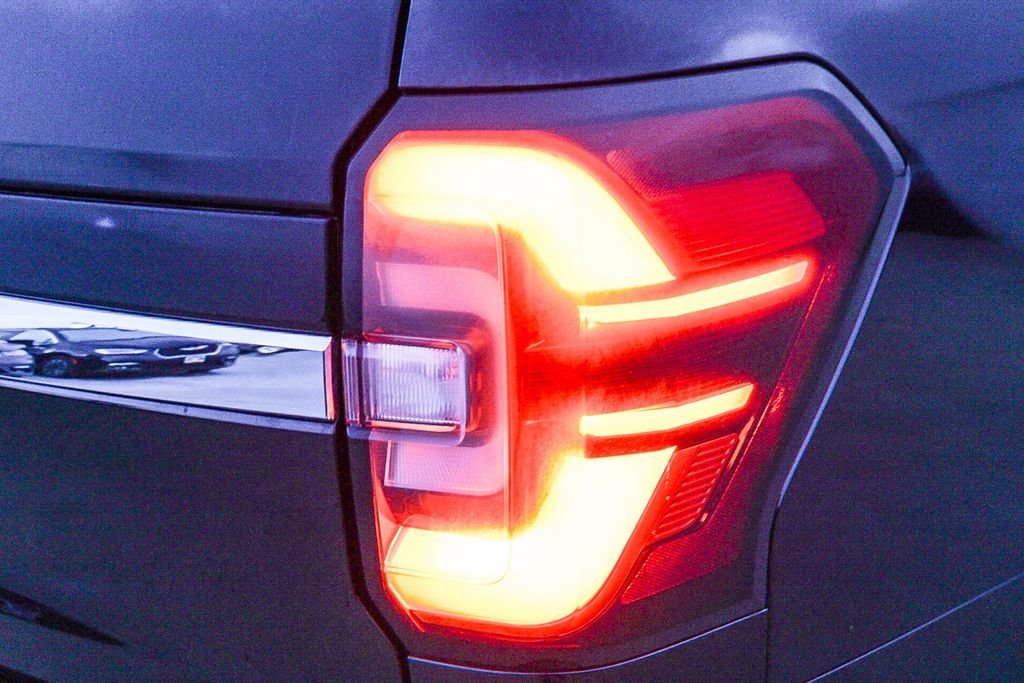 Used 2024 Black Metallic Ford Limited image 10