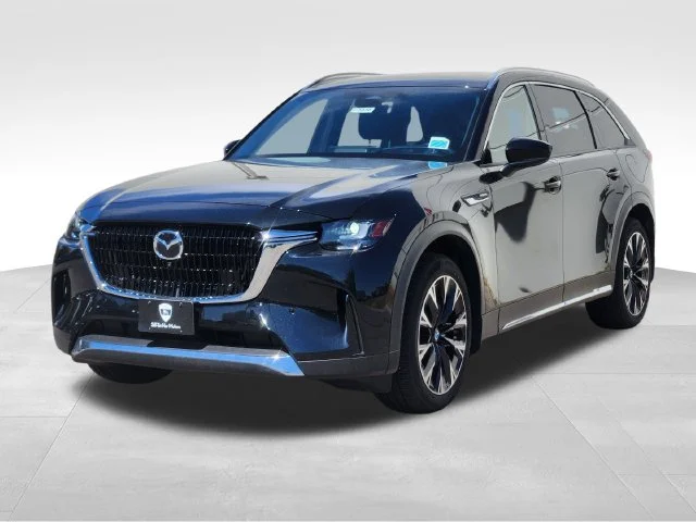 Used 2025 Black Mazda Premium Plus image 4