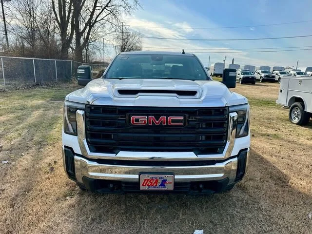 2025 GMC Sierra 2500HD Pro - Photo 9