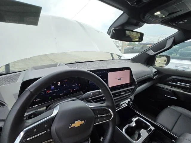 Used 2025 Slate Gray Metallic Chevrolet LT - Extended Range image 5