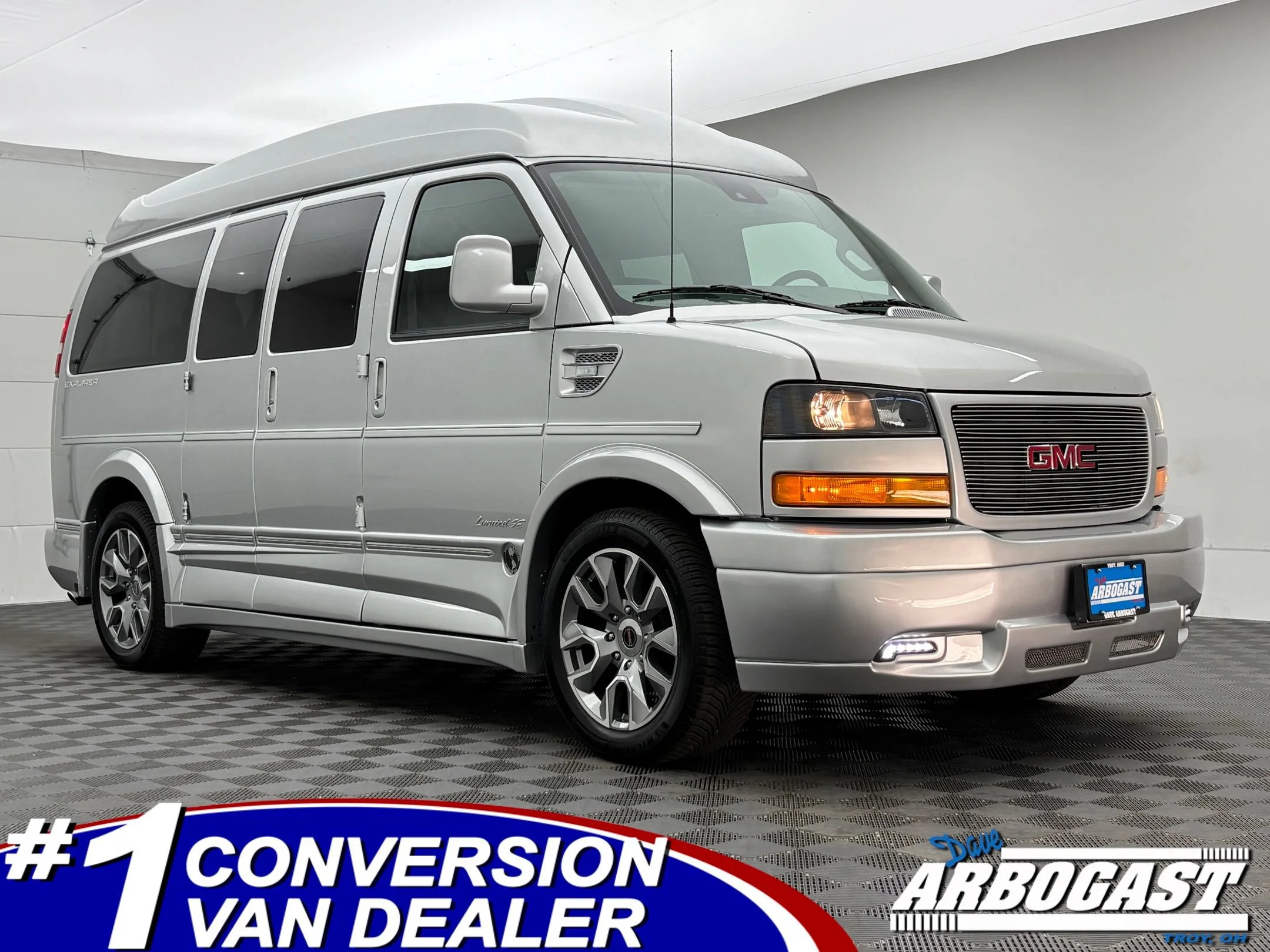 Used 2026 Quicksilver Metallic GMC Work Van image 1