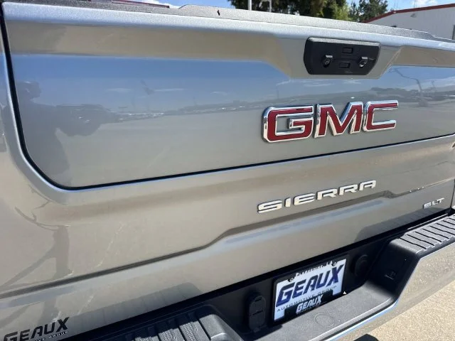 Used 2025 Silver GMC SLT image 18