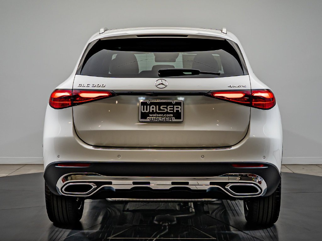 New 2027 Polar White Mercedes-Benz GLC 300 image 6
