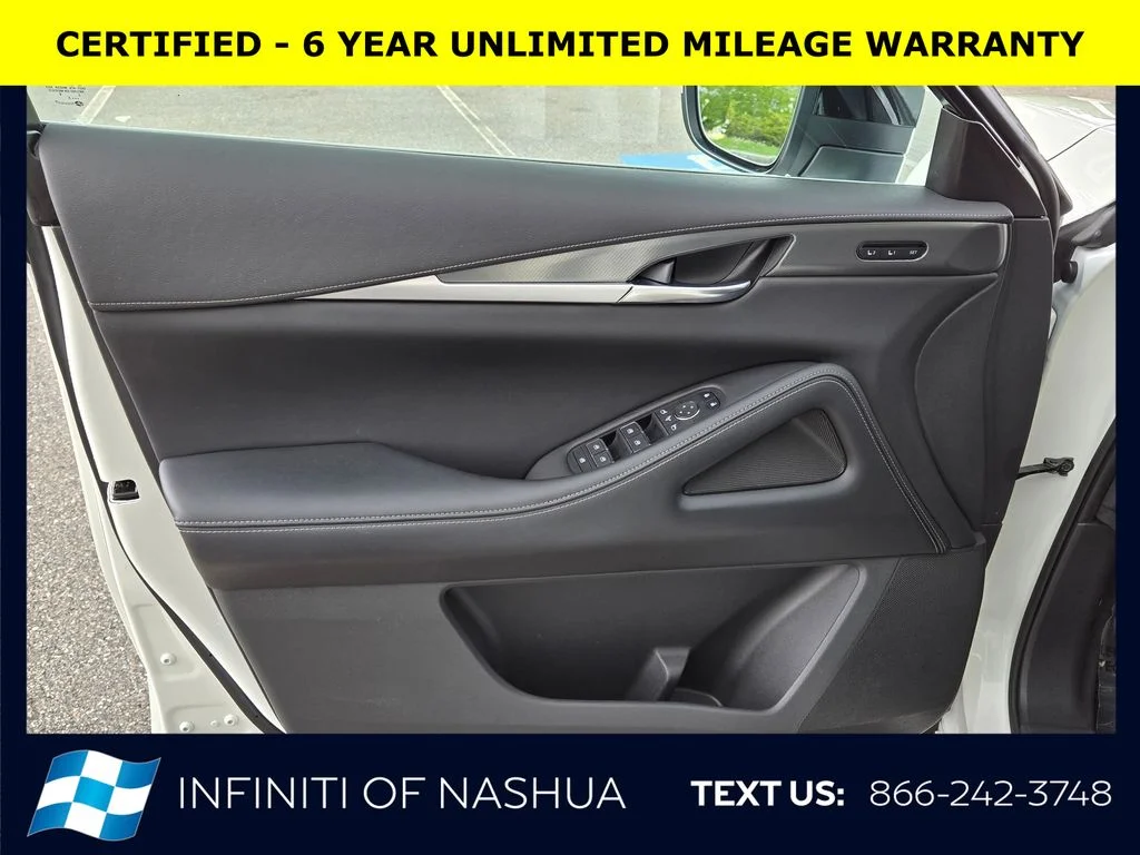 Certified Used 2023 White INFINITI LUXE image 10