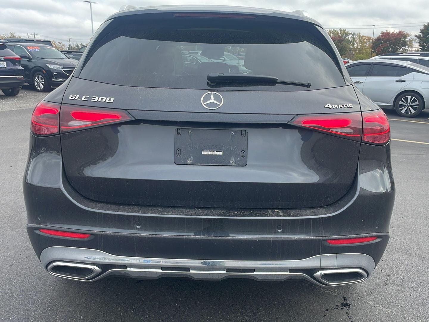 Used 2026  Mercedes-Benz GLC 300 image 12