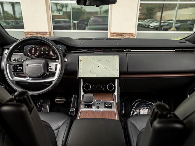 Used 2023 Santorini Black Metallic Land Rover SE image 20
