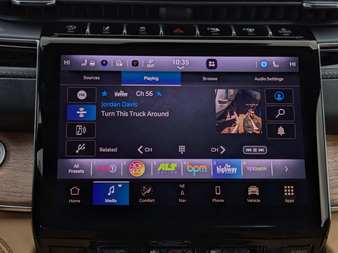 New 2025 Black Jeep Summit Reserve - - 4x4 - Panoramic Sunroof - Palermo Leather - McIntosh Audio & More! image 20