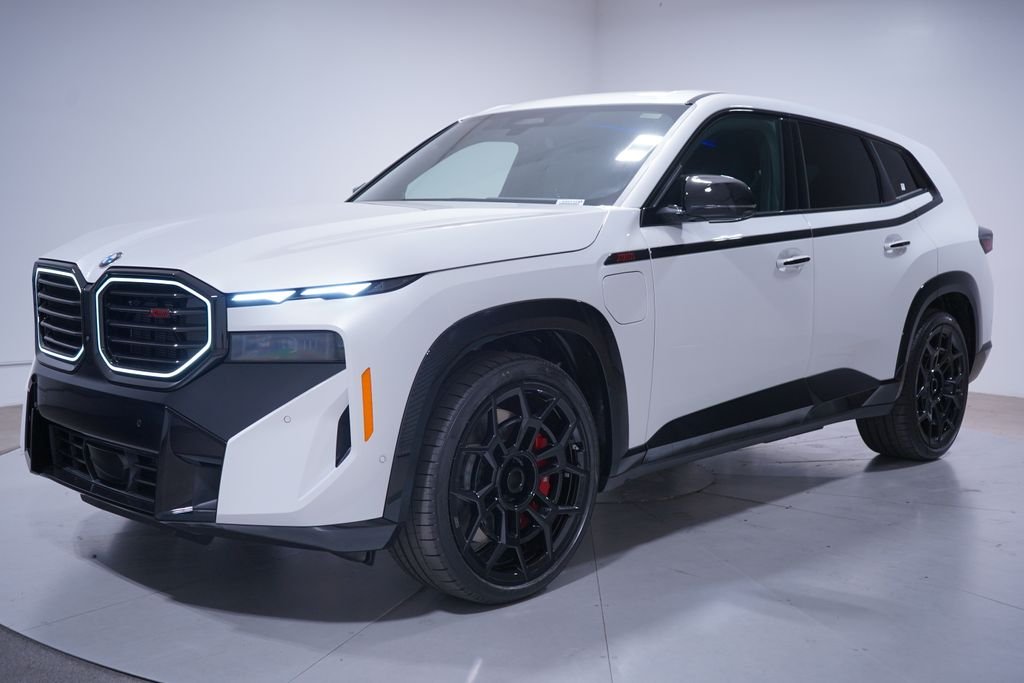 New 2026 White Metallic BMW Label image 1