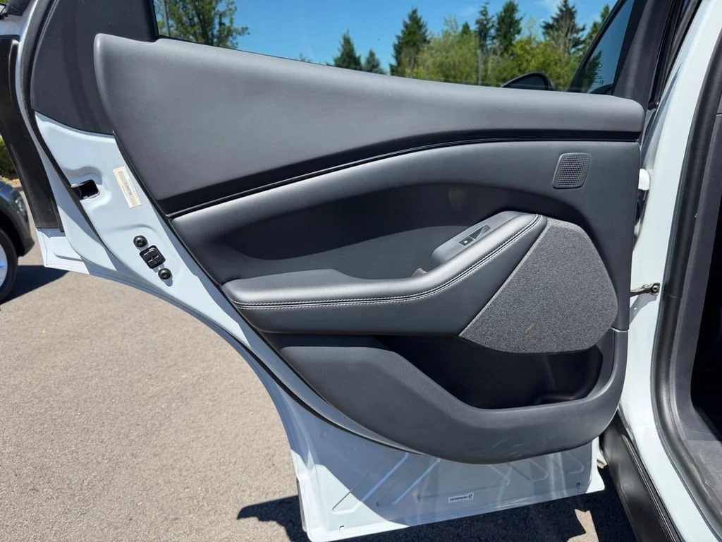 Used 2023 White Metallic Ford Premium image 30