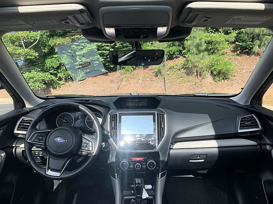 Used 2024 Cascade Green Silica Subaru Limited image 18