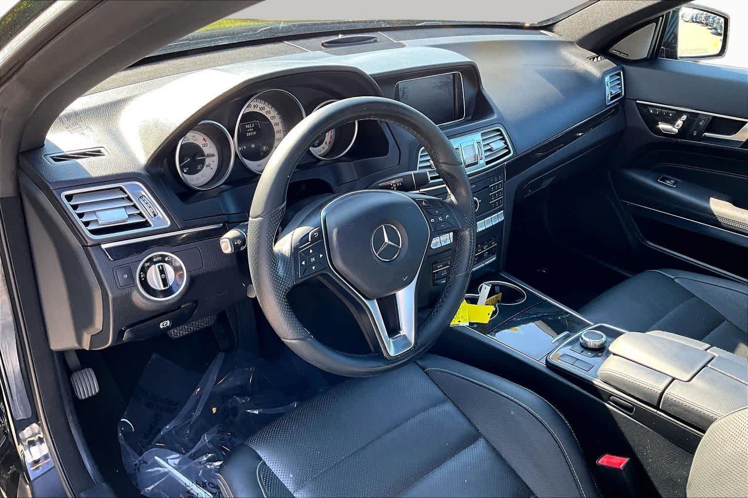 Used 2017 Black Mercedes-Benz E 400 image 17