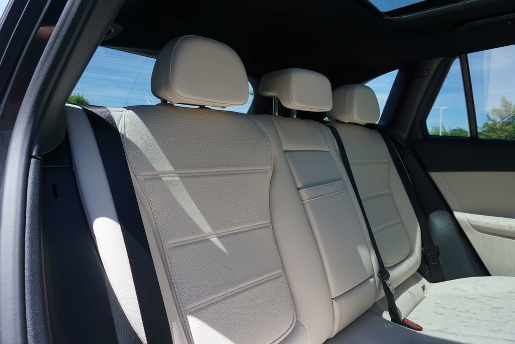 New 2026 Graphite Grey Metallic Mercedes-Benz GLC 300 image 120