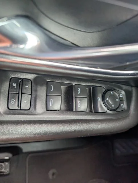 Used 2023 White Chevrolet RST image 37