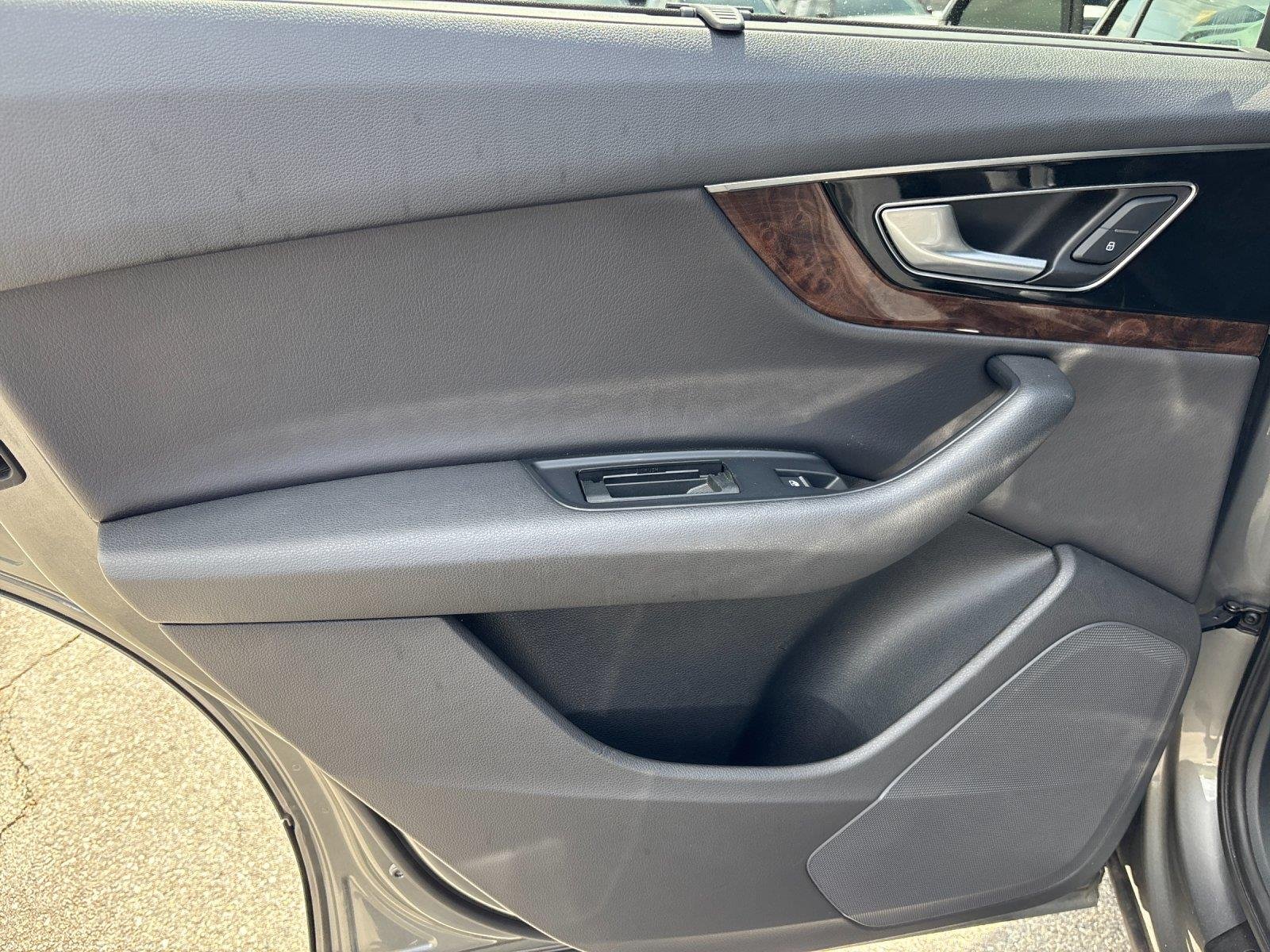 Used 2017 Graphite Gray Metallic Audi Premium Plus image 31