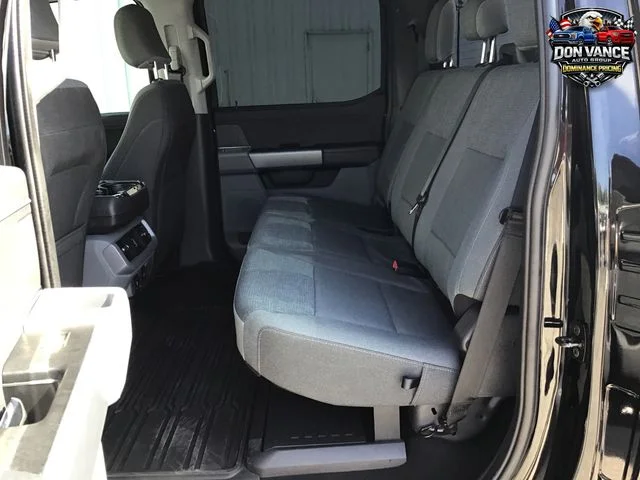 Used 2024 Black Ford XLT image 24