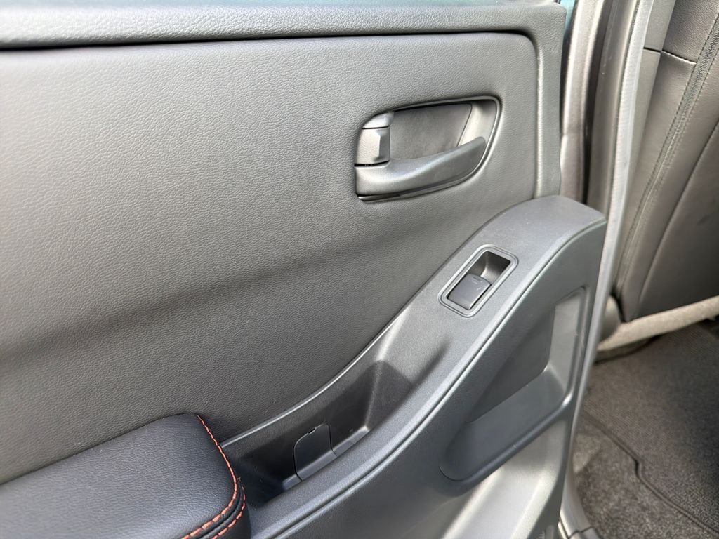 New 2026 Nissan Frontier PRO-4X 4D Crew Cab