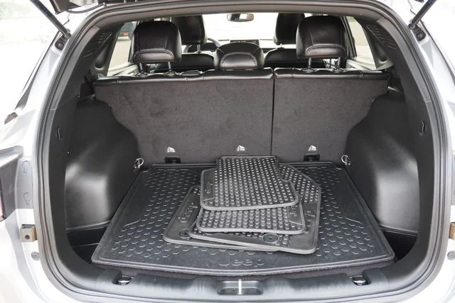 Used 2023 Silver Jeep Trailhawk image 20