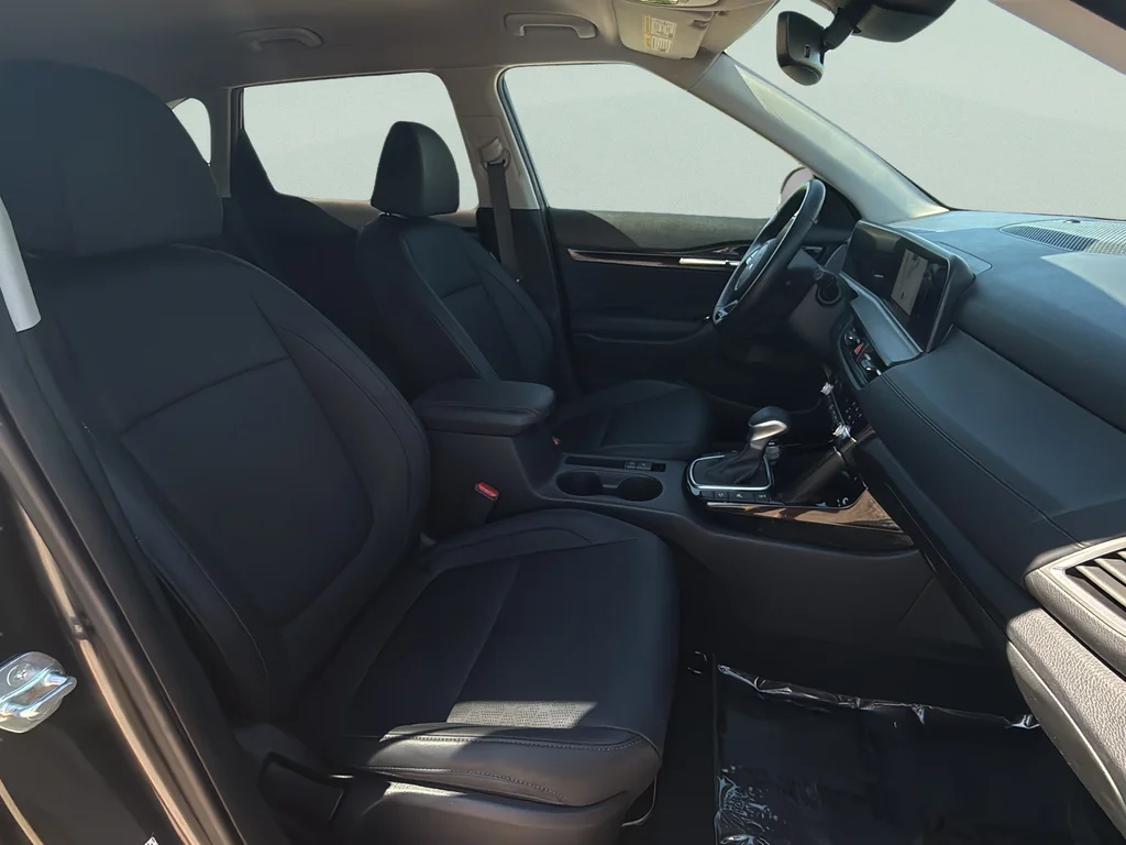 Used 2024 Gravity Gray Kia SX image 20