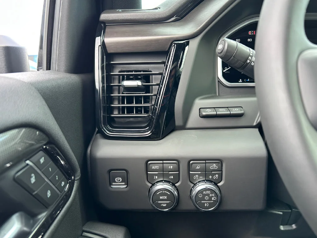 2026 GMC Sierra 2500HD AT4 - Photo 21