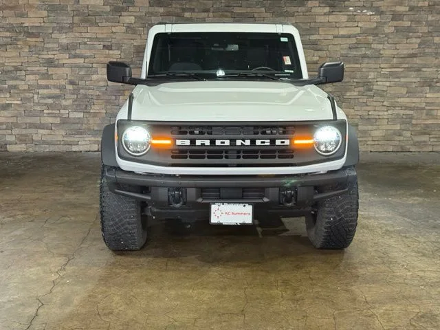 Used 2023 Oxford White Ford Black Diamond image 31